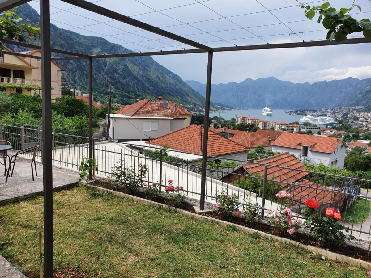 Apartment Marta Kotor Extérieur photo